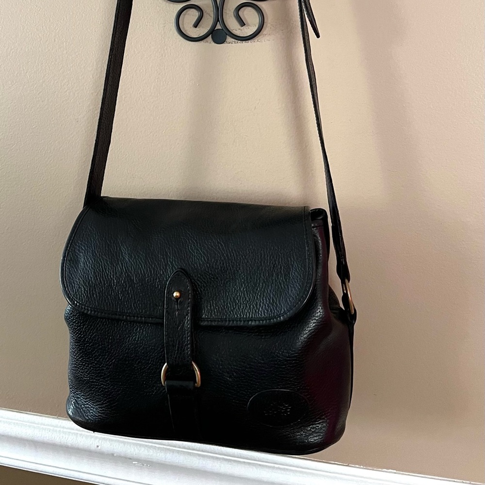 Authentic Beautiful Mulberry Cross Body Bag Serial # on tag awesome shape